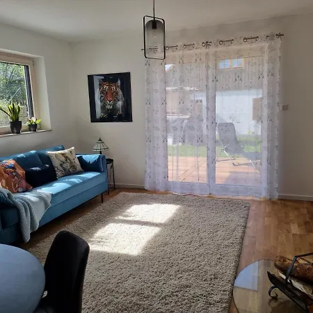 Apartamento Gemütliche Premium Mit Terrasse Nähe S-bahn