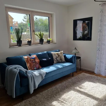 Gemuetliche Premium Mit Terrasse Naehe S-bahn Apartment